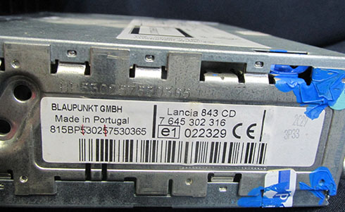 numero de serie d'un radio lancia